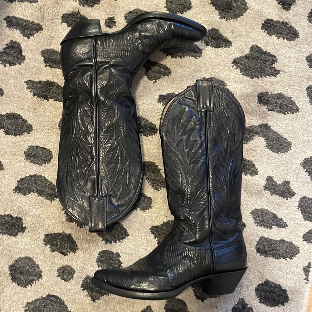Black Cowboy Boots